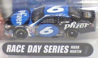 Hot Wheels NASCAR 2004 Race Day Series #6 MARK MARTIN Viagra Pfizer