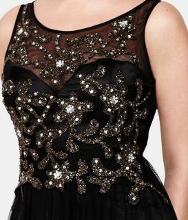 With stunning embellished detail to the bodice this Holly Willoughby