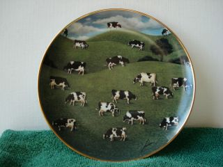 Hillside Herd Franklin Mint Collectable Plate Lowell Herrero Cow Barn