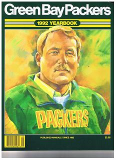 1992 Green Bay Packers Yearbook. Coach Mike Holmgren on cover