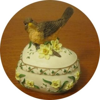 Heritage House Music Box Trinket Box with Bird Sing A Song Music Box