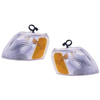 Volkswagen Passat Replacement Headlight Assembly (with Bulb)   1 Pair