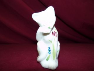 White Grooming Fenton Cat Figurine Artist Signed by M Nutter