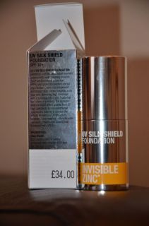 INVISIBLE ZINC UV SILK SHIELD FOUNDATION cream to powder stick SPF 30