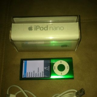 iPod Nano 5th Generation Green 8GB