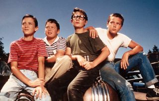 River Phoenix Kiefer Sutherland Jerry OConnell Signed x8 Stand by Me
