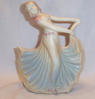 Vintage Hull Pottery Dancing Lady 955 USA