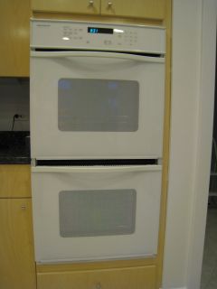 Jenn Air 27 inch Expressions Convection Double Wall Oven White   LOCAL