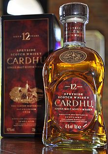 Vtg Johnnie Walker Cardhu Malt Scotch Imported Whiskey Wood