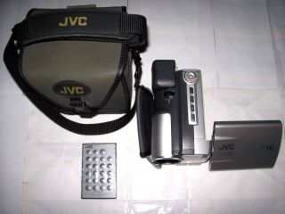 JVC GR DVL9000U Mini DV Camcorder Silver Accessories
