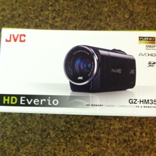 JVC Everio GZ HM35 Dual Slot High Definition Camcorder Won At Xmas