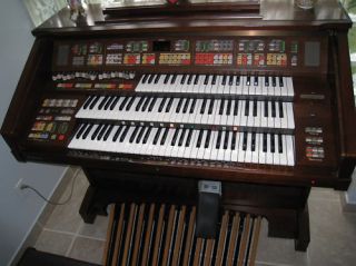 Kawai SR7