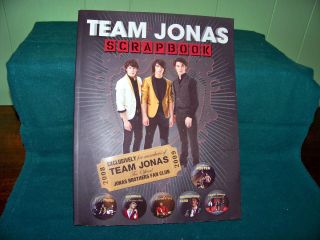 Team Jonas Brothers Scrapbook 2008 09 Fan Club Poster Patch Pictures