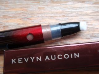 Kevyn Kevin Aucoin  The Prime Color Creme Eye Shadow   DECADENT   0.14
