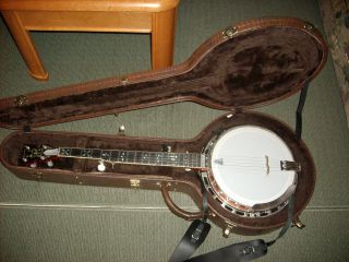 1973 Gibson Mastertone Banjo Blonde Sunburst w Raised Head and Case