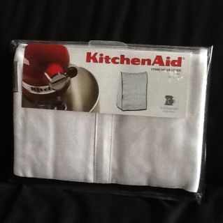 NEW KitchenAid Stand Mixer Cover WHITE w/Black Trim. KMCC1WH Fits All