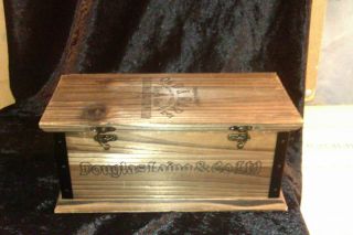Stunning Douglas Laings Old Rare Lined Wooden Whisky Casket Box Clasps