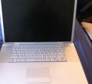 Apple MacBook Pro 17 Laptop April 2006 EXTRAS 2 16 GHz Intel Core Duo