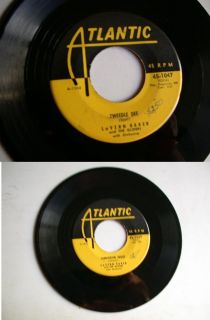45 RPM Tweedle Dee Lavern Baker Gliders Doo Wop Jukebox Record