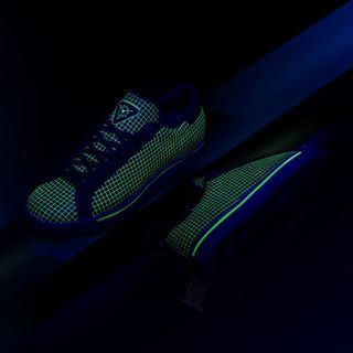 Limited Edition Vault x Rod Laver Tron Glow Shoes Sz 12 5