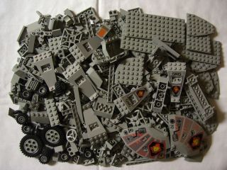 600 Lego Classic Light Gray Bricks Base Plates Wheels Parts Bulk Brick
