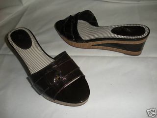 Lifestride Brown Patent w Cork Slides Sandals New 8 5