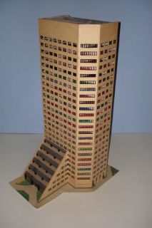 HO Scale Custom Made Highrise Skyscraper Office Building