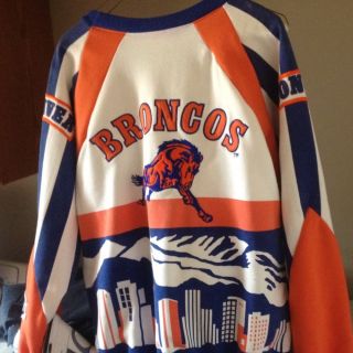 Mens Denver Broncos sweat Shirt Vintage Great Shape