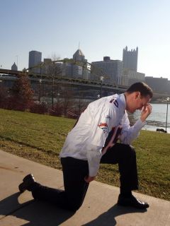  Tebow Jersey worn by Pittsburgh Mayor Luke Ravenstahl while Tebowing