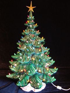Vintage Ceramic Christmas Tree Large Green 25 Atlantic Mold Confetti