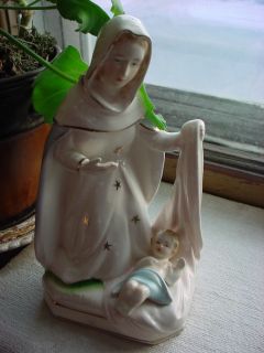 Vintage Figurine Mother Mary and Baby Infant Jesus 6 Inches Ceramic