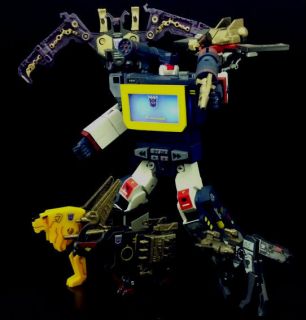 Transformers Custom MP Ultimate Soundwave Minions by Colosal Customs