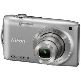 Nikon COOLPIX S3300 Silver Compact Digital Camera Free Memory Card 4GB