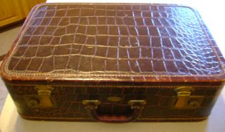 Vintage Retro Antique Maximillian Alligator Suitcase Suit Case NY