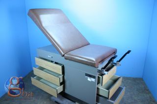 Offered is this hospital used Midmark Ritter Model 100 Exam Table