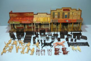 Marx 1950s Roy Rogers Mineral City Western Town Tin Playset w