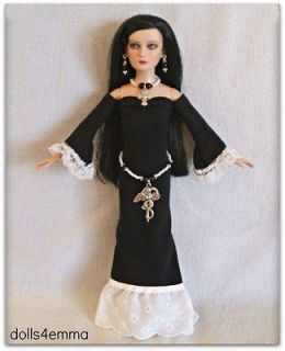 Goth Fashion Gown Jewelry Belt 4 Tonner 12 AGNES DREARY & Marley Doll