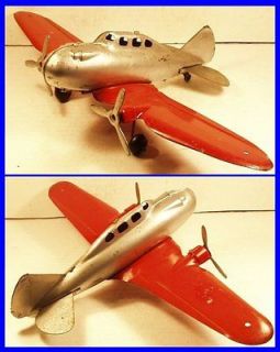Early Marx 2 Engine Fighter Airplane (plane2b)