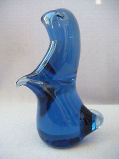 Vintage Wedgwood Glass Otter Paperweight Pretty Blues