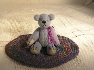World of Miniature Bears   Mini Grey Bear w/ Blue & Rust Braided Rug