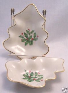 Lenox Christmas Tree Snack Dishes Holly / Berries