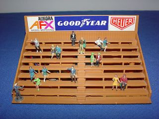 HO Aurora AFX Slot Car Grand Stand w/ Sound? 16 painted Figures.