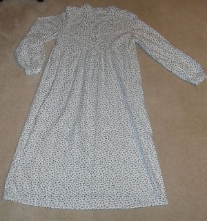 Croft & Barrow Intimates 100% Cotton Flannel Nightgown Size Small
