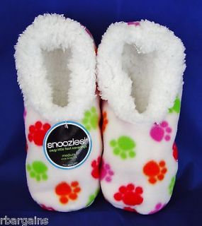 SNOOZIES NWT Womens Slippers Fuzzy WHITE DOG CAT PAW PRINTS Slipper No