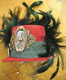 Steampunk/vict orian fascinator with metal clock dial