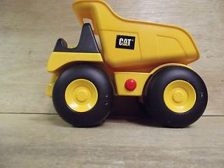 CONSTRUCTION BIG MOVIN RUMBLER DUMP TRUCK TOY STATE INDUSTRIAL