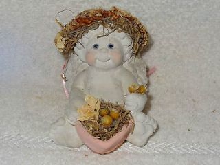 Dreamsicles Figurine  Large Angel With Bird Nest And Flowers  1991