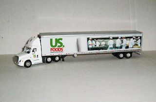 87 scale US Foods Freightliner Cascadia day cab with 53 reefer van