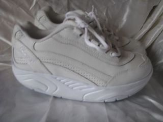 NEW LADIES SHOES TS SPORT THERASHOE WHITE LEATHER 8 M SHAPE UP