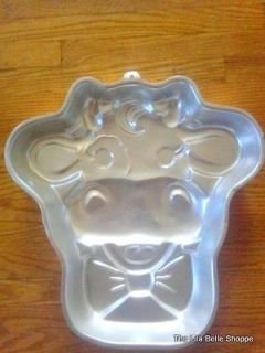 WILTON CUDDLES THE COW Birthday CAKE PAN + INSTRUCTIONS 2105 2875 Mold